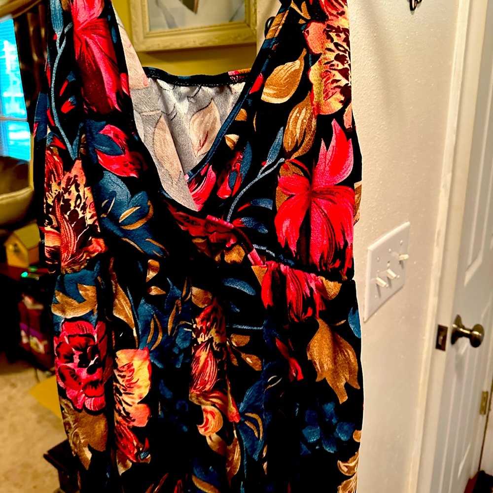 Cute Hawaiian print romper